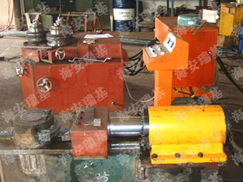 自動彎曲機(jī)